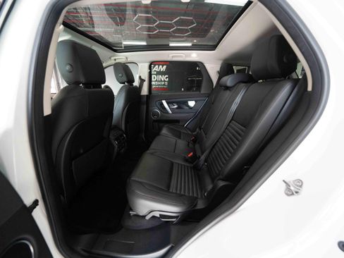 Used 2020 Land Rover Discovery Sport SE AWD/4WD image 23