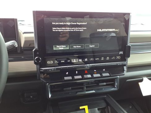 New 2026 GMC Hummer EV SUV image 20