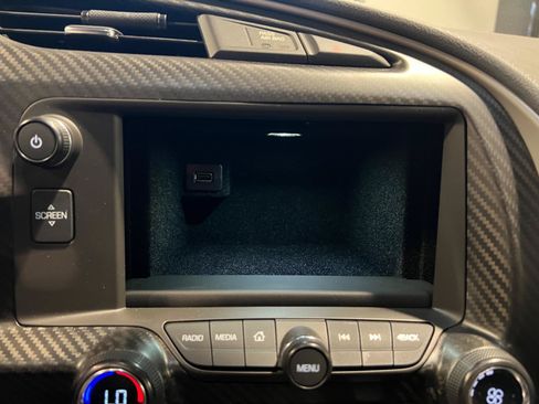 Used 2017 Chevrolet Corvette Z06 RWD image 19