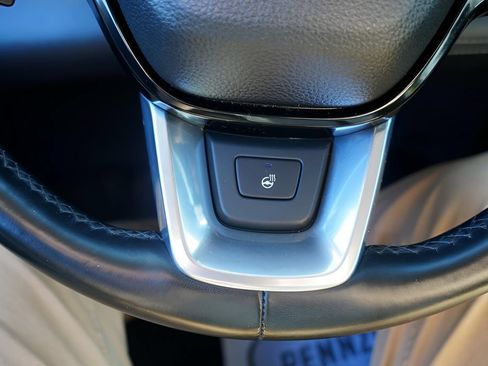 Used 2023 Honda Pilot Elite image 18