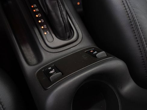 Used 2002 Chevrolet Monte Carlo SS w/ Preferred Equipment Group FWD image 21