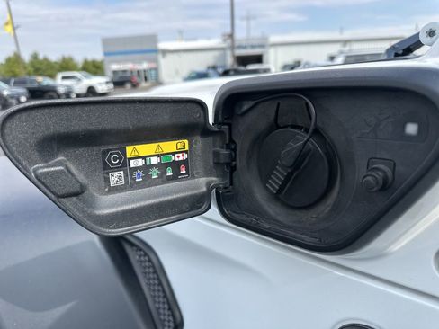 Used 2024 Jeep Wrangler Unlimited Rubicon 4xe image 22