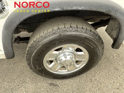 Used 2018 RAM 3500 Tradesman w/ Chrome Appearance Group image 13