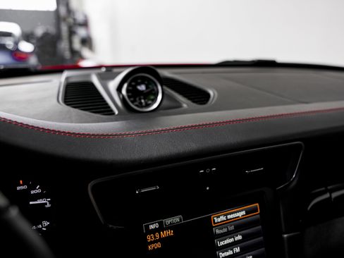 Used 2016 Porsche 911 Targa 4 GTS image 13