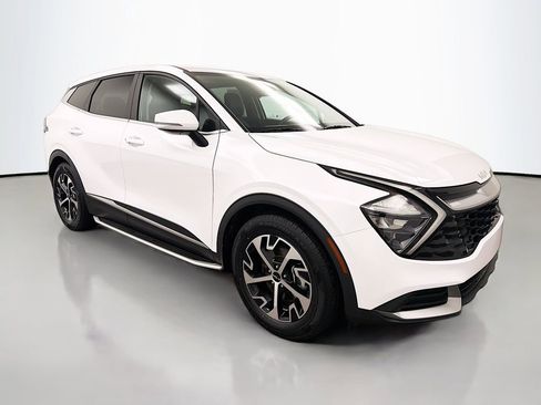 Used 2023 Kia Sportage EX image 1