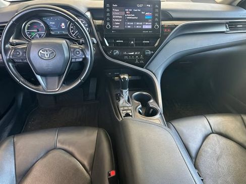 Used 2021 Toyota Camry XSE FWD image 13