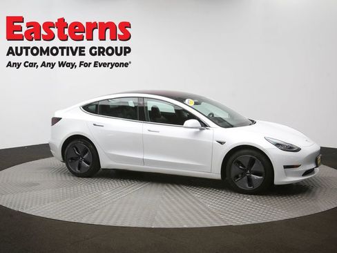 Used 2019 Tesla Model 3 Standard Range image 43