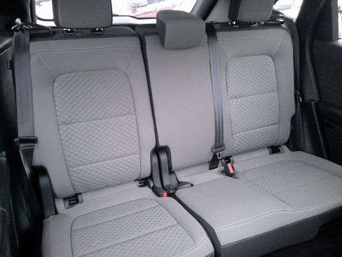 Certified 2022 Ford Escape SE w/ Cold Weather Package AWD/4WD image 10