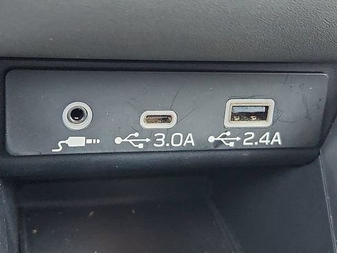 Certified 2025 Subaru Outback Onyx Edition AWD/4WD image 20