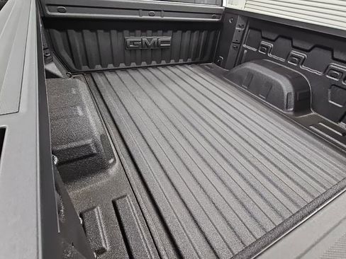 New 2026 GMC Sierra 1500 SLE w/ Preferred Package image 33