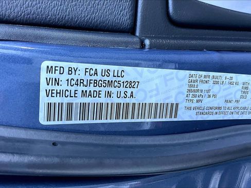 Used 2021 Jeep Grand Cherokee Limited AWD/4WD image 34