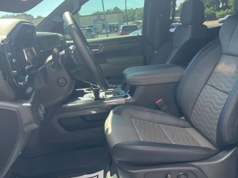 Used 2025 Chevrolet Silverado 1500 ZR2 w/ Technology Package AWD/4WD image 25