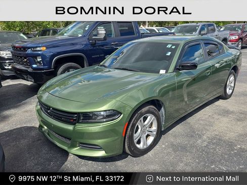 Used 2023 Dodge Charger SXT image 1