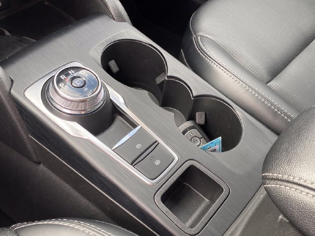 Used 2025 Ford Escape Platinum AWD/4WD image 13