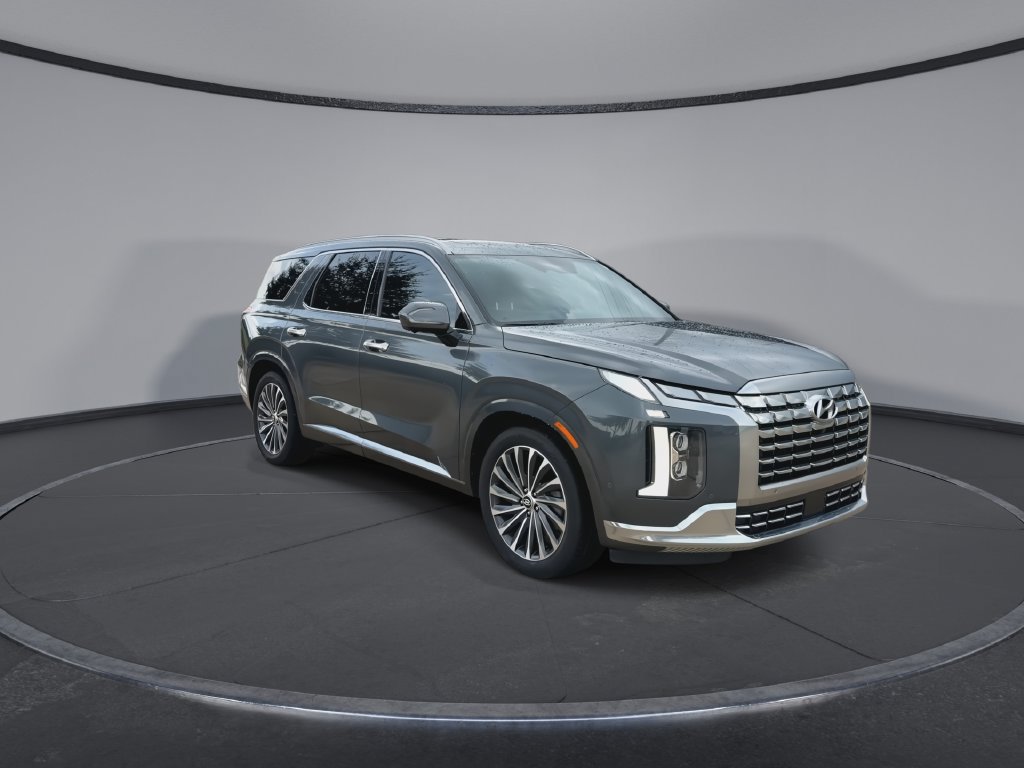 Used 2023 Hyundai Palisade Calligraphy FWD image 2