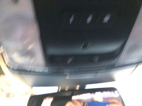 Used 2020 Chrysler 300 S image 27