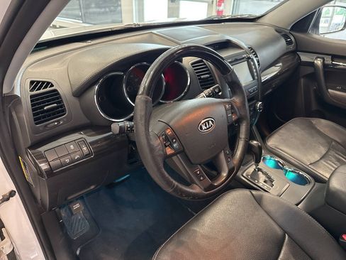 Used 2013 Kia Sorento SX w/ SX Premium Pkg FWD image 12