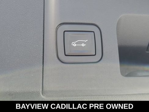 Used 2021 Cadillac XT5 Premium Luxury FWD image 16