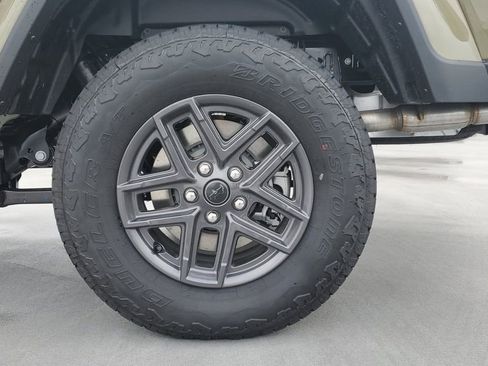 New 2026 Jeep Gladiator Sport image 6