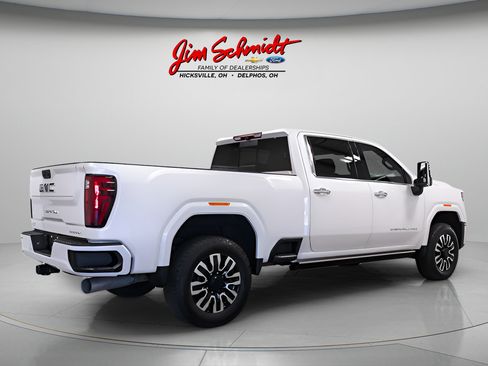 Used 2025 GMC Sierra 2500 Denali Ultimate AWD/4WD image 6
