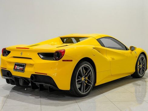 Used 2017 Ferrari 488 Spider image 12