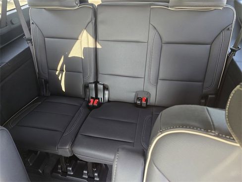 New 2026 GMC Yukon XL Elevation image 10