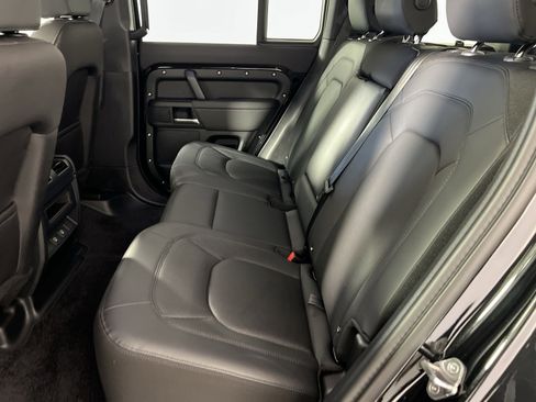 Used 2025 Land Rover Defender 110 S image 25