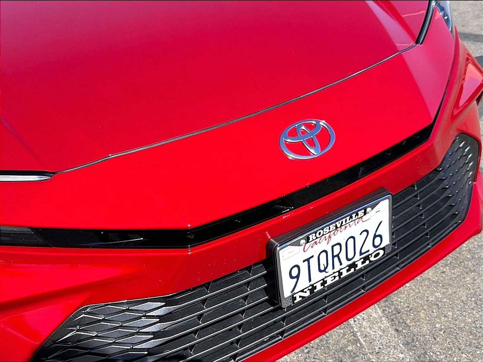 Used 2025 Toyota Camry XLE w/ Premium Package FWD image 30