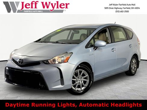 Used 2016 Toyota Prius V Four FWD image 1