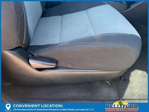 Used 2022 Toyota Tacoma TRD Off-Road RWD image 7