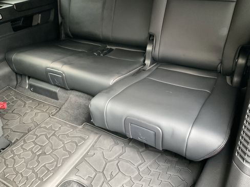 Used 2024 Toyota Sequoia TRD Pro AWD/4WD image 46