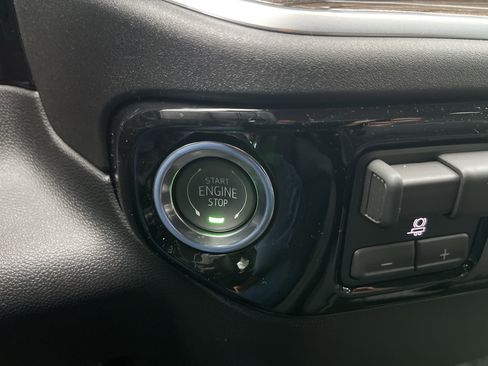 New 2026 GMC Sierra 1500 Elevation image 50