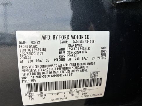 Certified 2022 Ford Explorer XLT w/ Equipment Group 202A image 35
