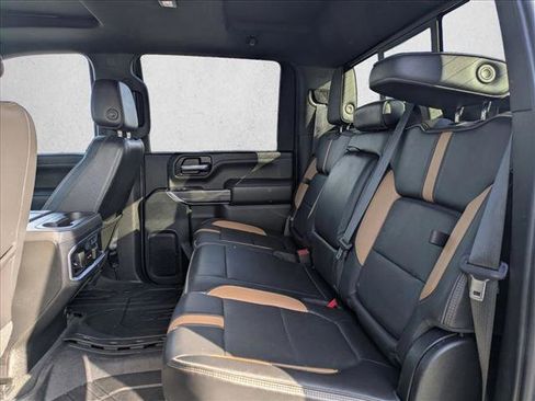 Used 2021 Chevrolet Silverado 2500 LTZ w/ Carhartt Edition image 18