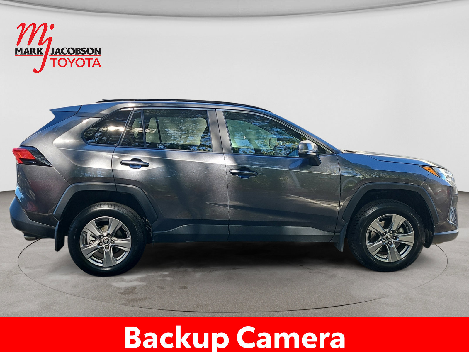 Used 2023 Toyota RAV4 XLE FWD image 7