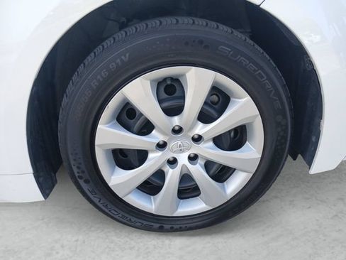 Used 2024 Toyota Corolla LE FWD image 23