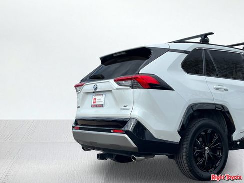 Certified 2023 Toyota RAV4 SE w/ Convenience Package AWD/4WD image 11