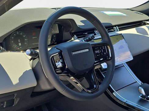 New 2026 Land Rover Range Rover Evoque S AWD/4WD image 16