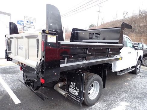 New 2025 Ford F350 XL w/ XL Chrome Package image 7