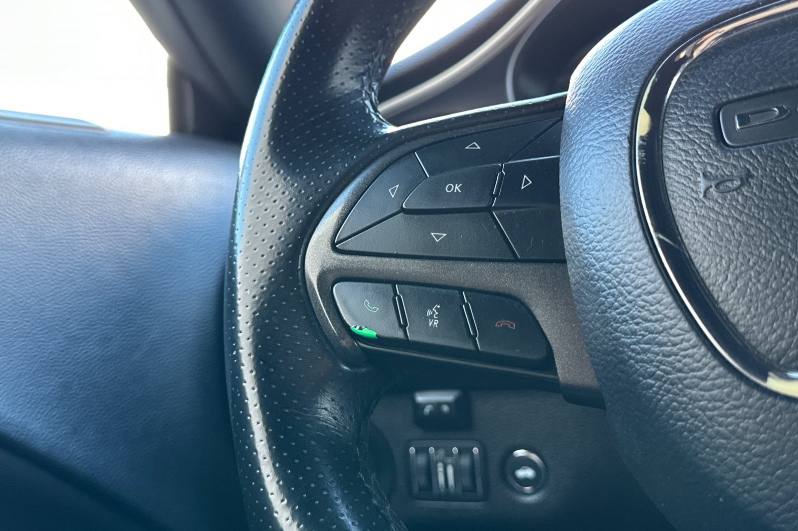 Used 2019 Dodge Challenger R/T RWD image 33