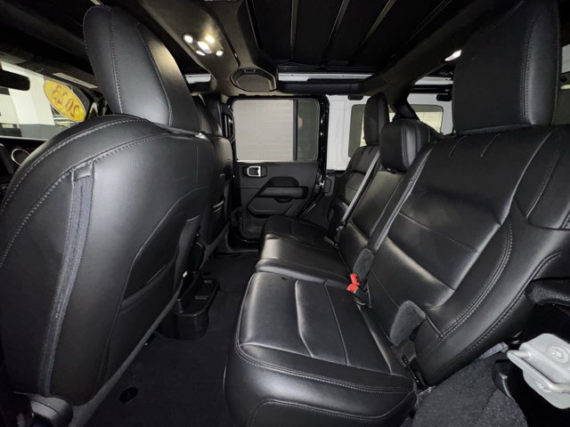 Used 2023 Jeep Wrangler Unlimited Sahara AWD/4WD image 29