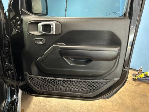 Used 2021 Jeep Wrangler Unlimited Sport AWD/4WD image 49
