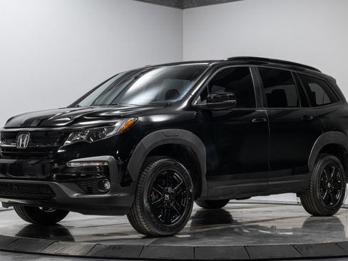 Used 2022 Honda Pilot TrailSport image 2