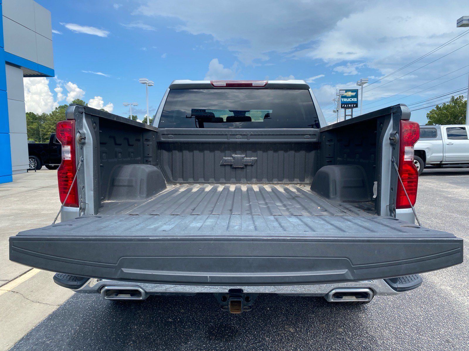 Used 2024 Chevrolet Silverado 1500 LT AWD/4WD image 24
