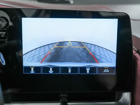 Used 2021 Chevrolet Corvette Stingray Premium Conv w/ Battery Protection Package image 23