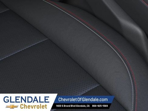 New 2026 Chevrolet Traverse RS w/ LPO, Floor Liner Package FWD image 21