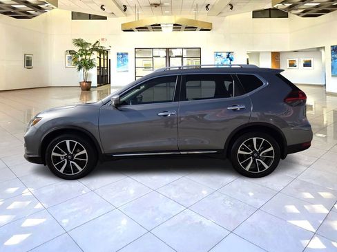 Used 2018 Nissan Rogue SL w/ Premium Package image 8