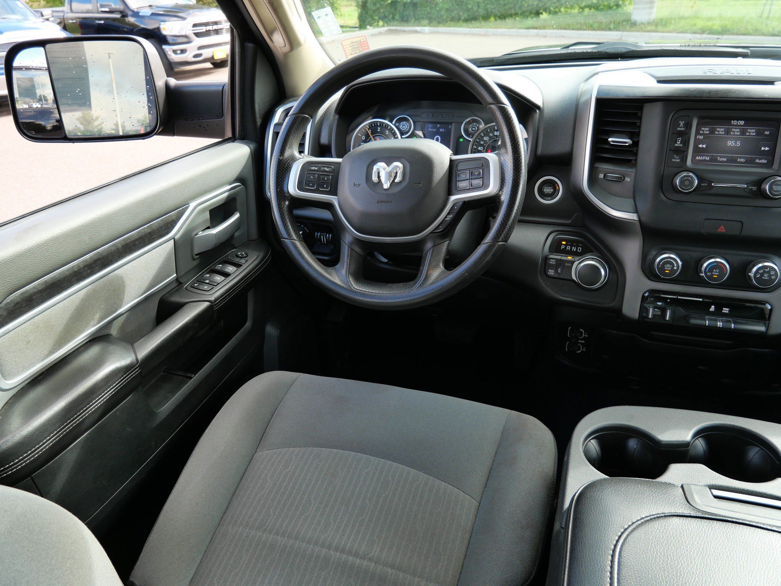 Certified 2020 RAM 2500 Big Horn AWD/4WD image 9