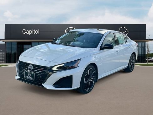 New 2025 Nissan Altima 2.5 SR w/ SR Premium Package image 1