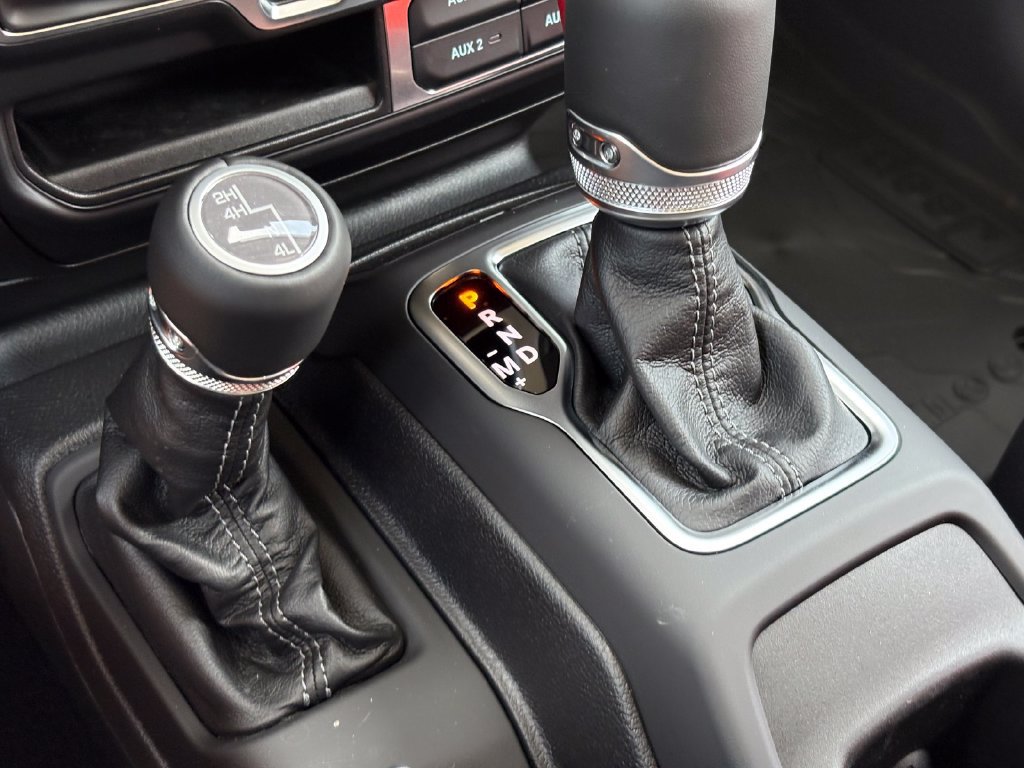 New 2026 Jeep Wrangler Unlimited Sahara AWD/4WD image 27
